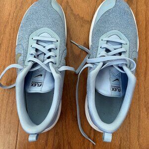Nike flex women’s size 7.5
